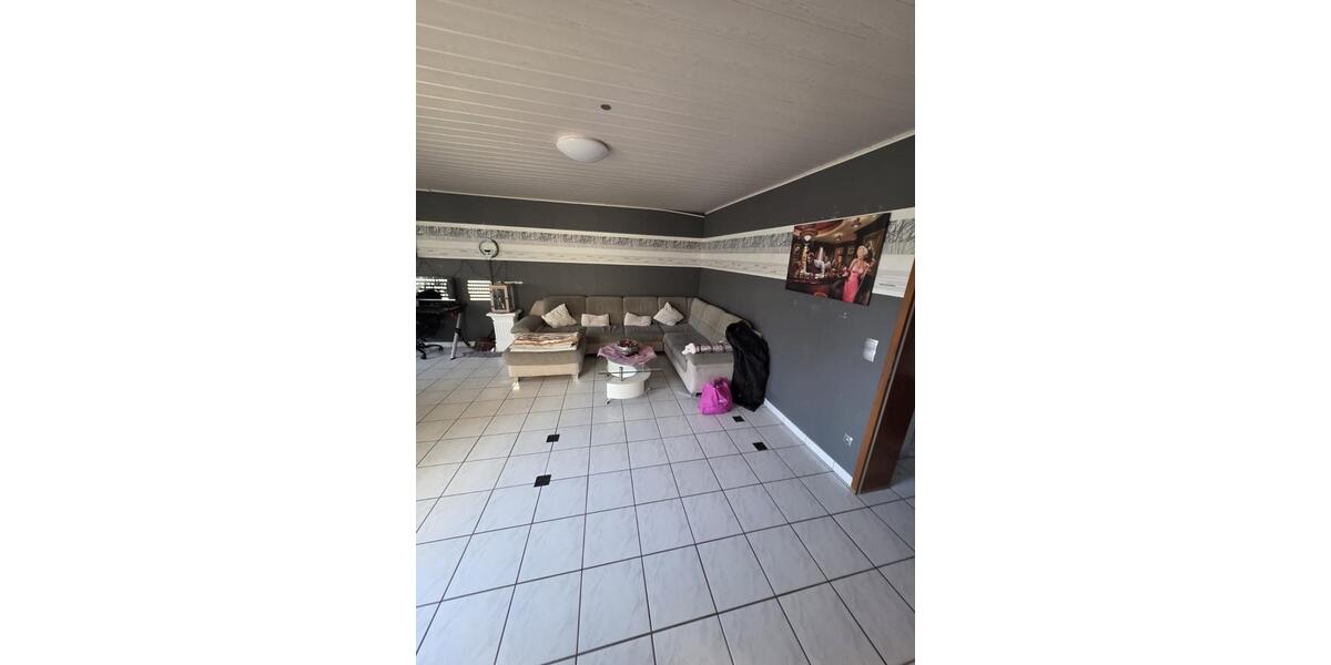 Etagenwohnung Koblenz Bubenheim - 3 Zimmer, 90 m&sup2;, 800&euro; | Angebot:25852447