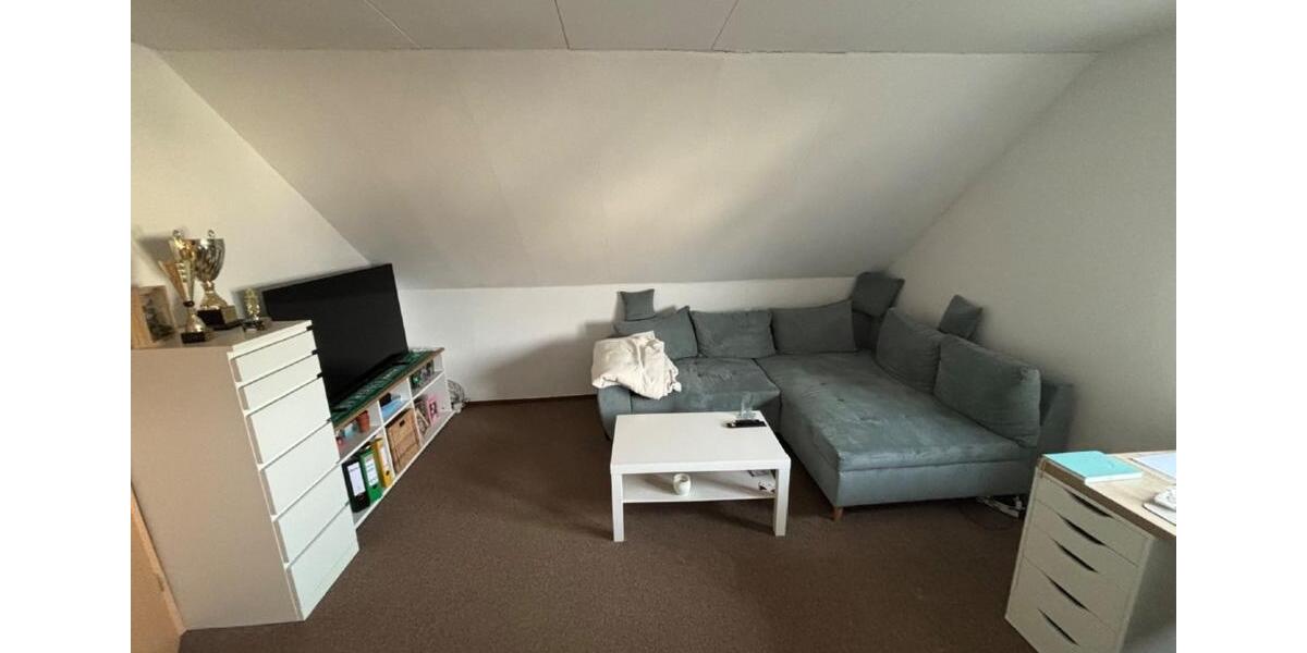 Dachgeschoßwohnung Urbach - 1 Zimmer, 42 m&sup2;, 385&euro; | Angebot:25248880