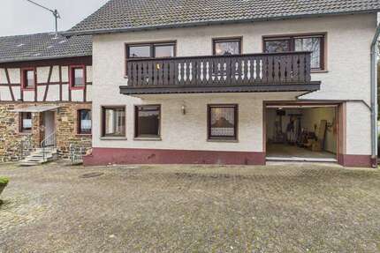 Haus Schalkenbach - 7 Zimmer, 161 m&sup2;, 169.000&euro; | Angebot:25417098