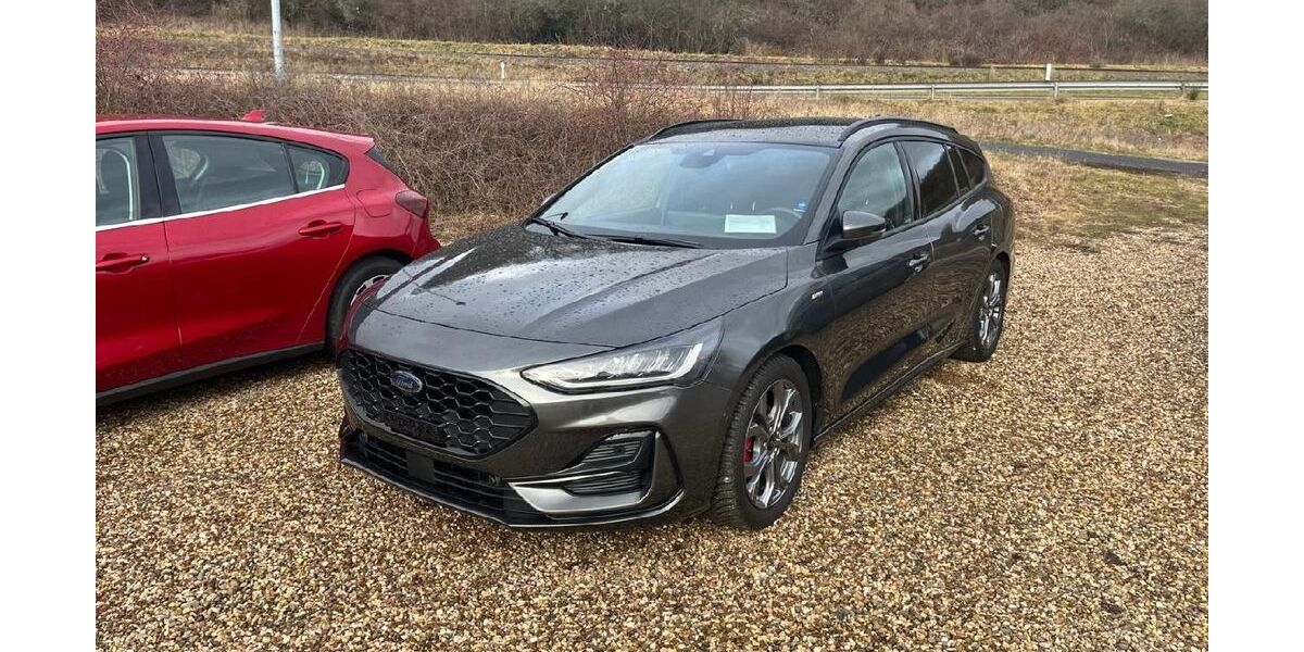 Ford Focus 21.800 km 25.990 &euro; Niederzissen 56651