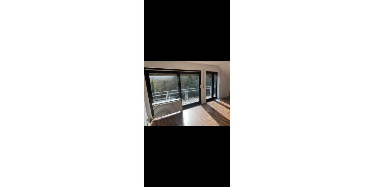 Dachgeschoßwohnung Bad Ems - 3 Zimmer, 86 m&sup2;, 770&euro; | Angebot:25310306