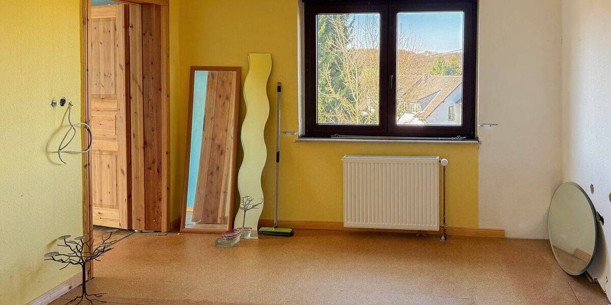 Mehrfamilienhaus, Wohnhaus Neustadt (Wied) Borscheid - 8 Zimmer, 200 m&sup2;, 295.000&euro; | Angebot:25970109