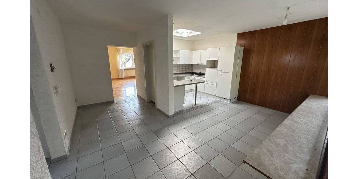 Einfamilienhaus Raubach - 9 Zimmer, 300 m&sup2;, 299.000&euro; | Angebot:25770006