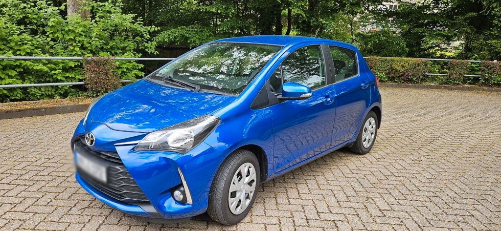 Toyota Yaris 76.500 km 13.400 &euro; vallendar 56179