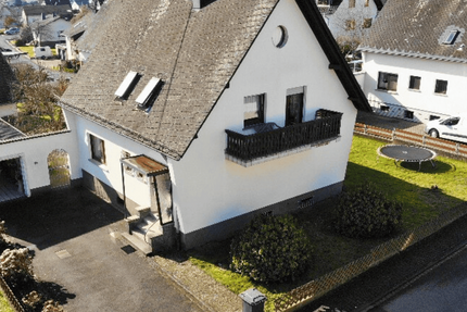 Haus Heiligenroth - 5 Zimmer, 126 m&sup2;, 197.000&euro; | Angebot:25821331