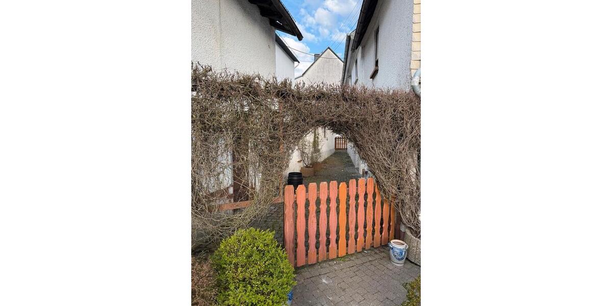 Reihenhaus Ransbach-Baumbach Baumbach - 4 Zimmer, 80 m&sup2;, 105.000&euro; | Angebot:25543664