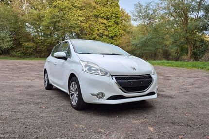 Peugeot 208 104.162 km 4.500 &euro; Kruft 56642
