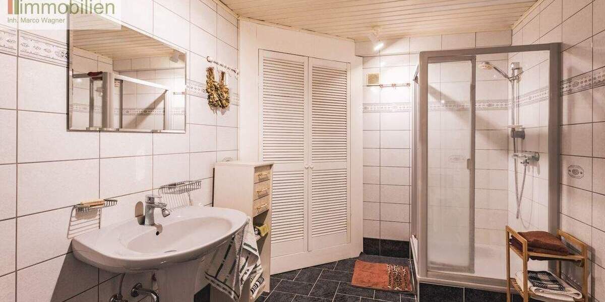 Einfamilienhaus Reuschenbach Reuschenbach - 5 Zimmer, 194 m&sup2;, 449.000&euro; | Angebot:25744969