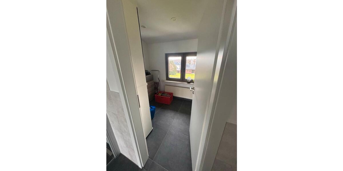 Einfamilienhaus Horhausen (Westerwald) - 6 Zimmer, 170 m&sup2;, 420.000&euro; | Angebot:24833141