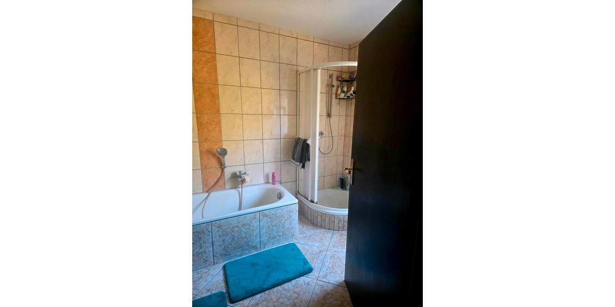 Einfamilienhaus Bendorf - 9 Zimmer, 192 m&sup2;, 360.000&euro; | Angebot:26284869