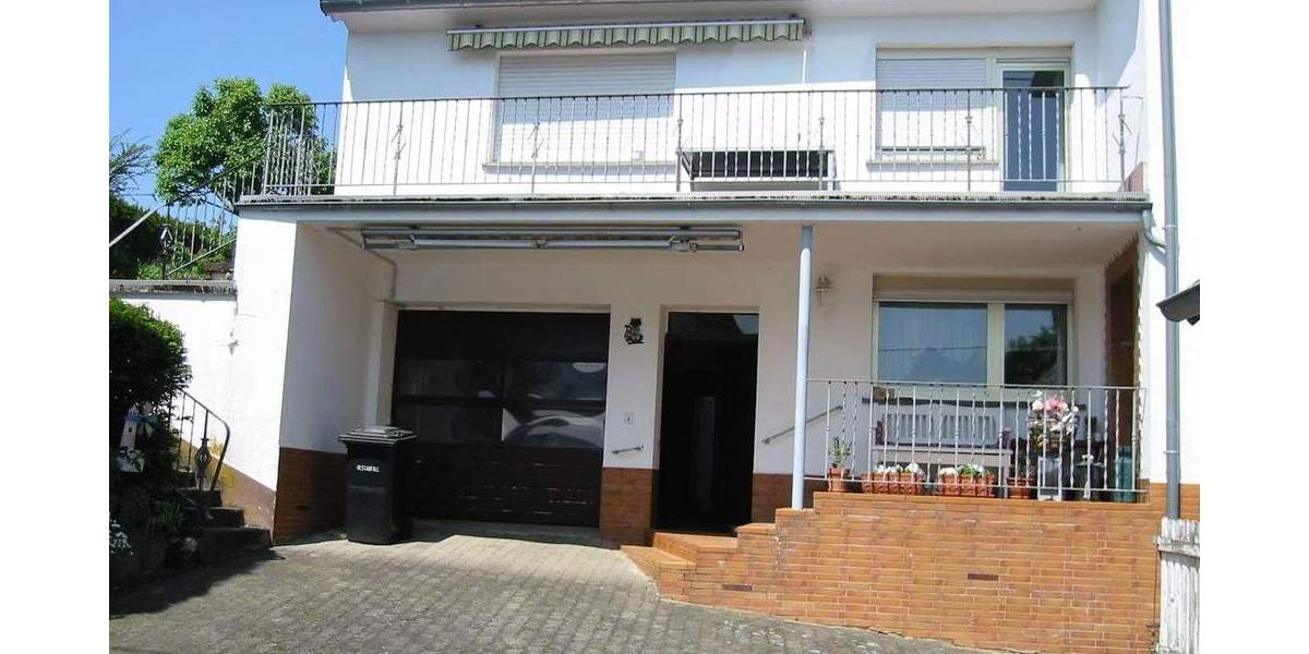 Einfamilienhaus Oberdreis - 1 Zimmer, 242 m&sup2;, 235.000&euro; | Angebot:25732785