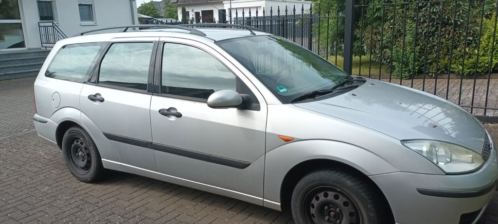 Ford Focus 170.937 km 1.000 &euro; Gierschnach 56294