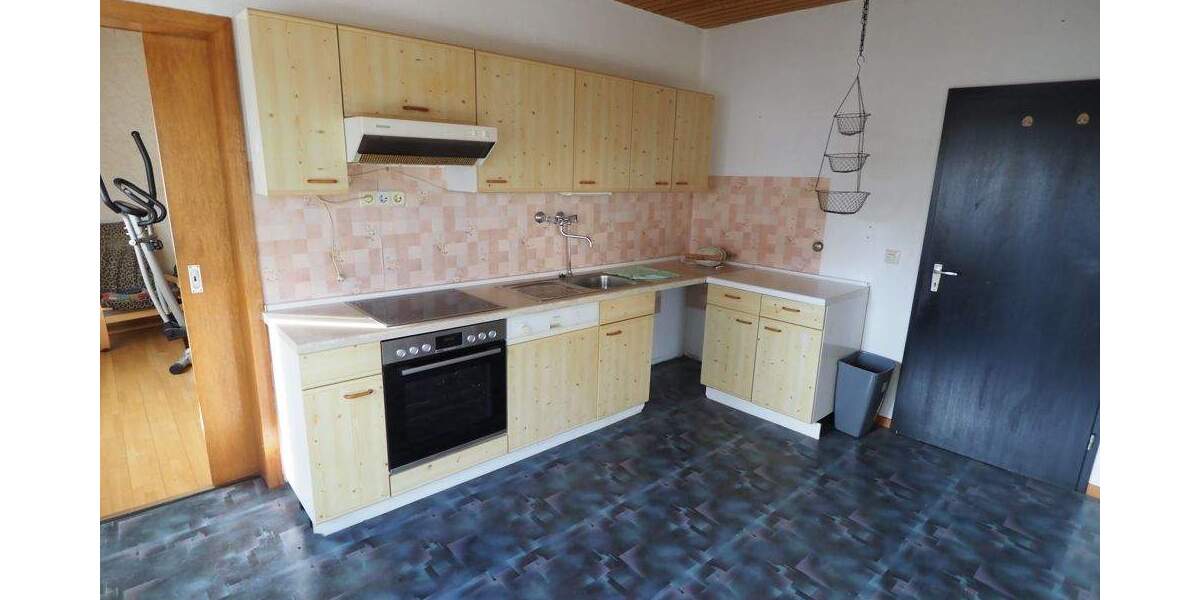 Einfamilienhaus Marienrachdorf - 7 Zimmer, 155 m&sup2;, 199.000&euro; | Angebot:25670956