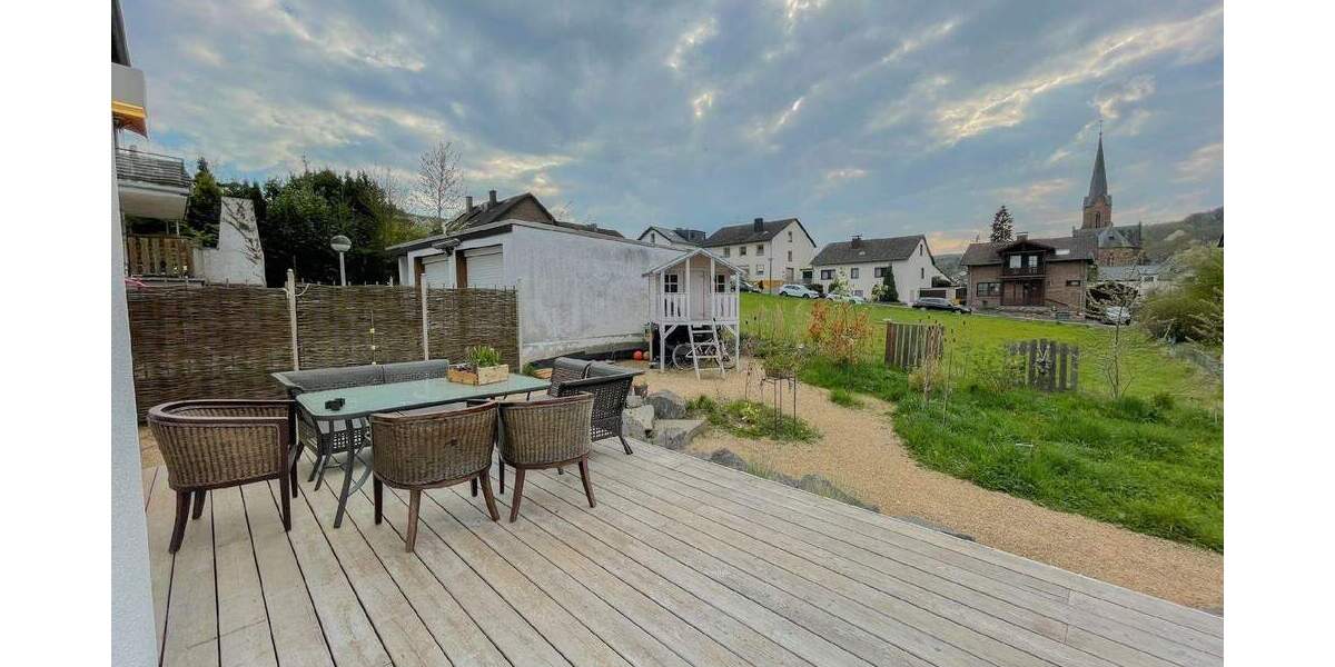 Einfamilienhaus Remagen Unkelbach - 7 Zimmer, 176 m&sup2;, 796.000&euro; | Angebot:25695606