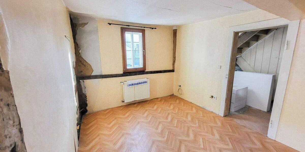 Einfamilienhaus Dausenau - 6 Zimmer, 140 m&sup2;, 79.000&euro; | Angebot:25691927