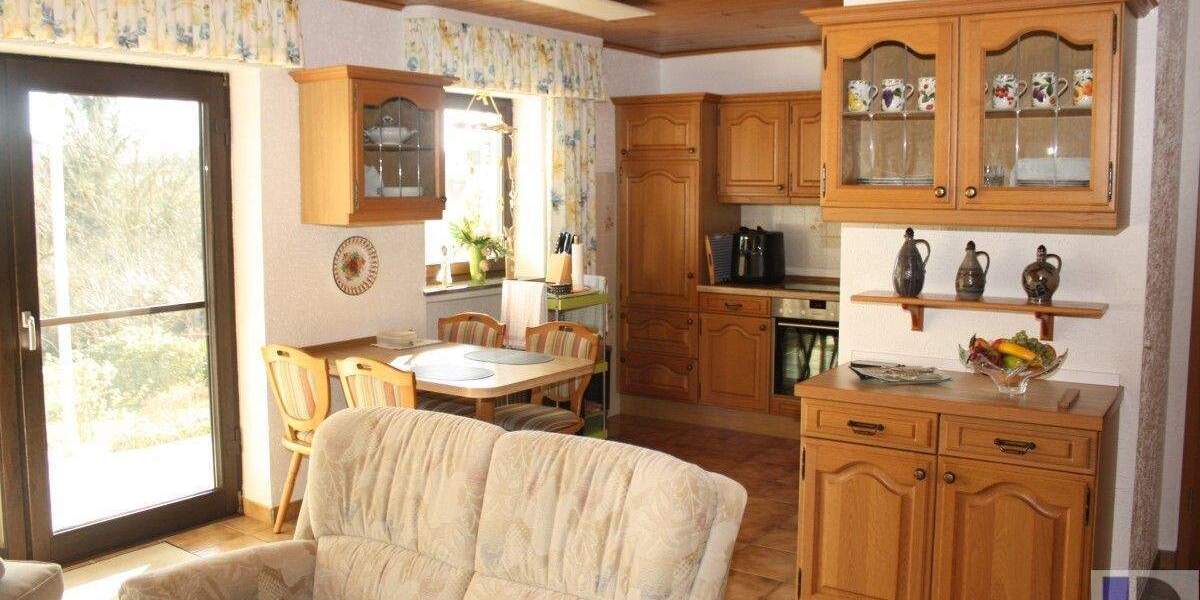 Einfamilienhaus Hümmerich - 6 Zimmer, 190 m&sup2;, 425.000&euro; | Angebot:25695128