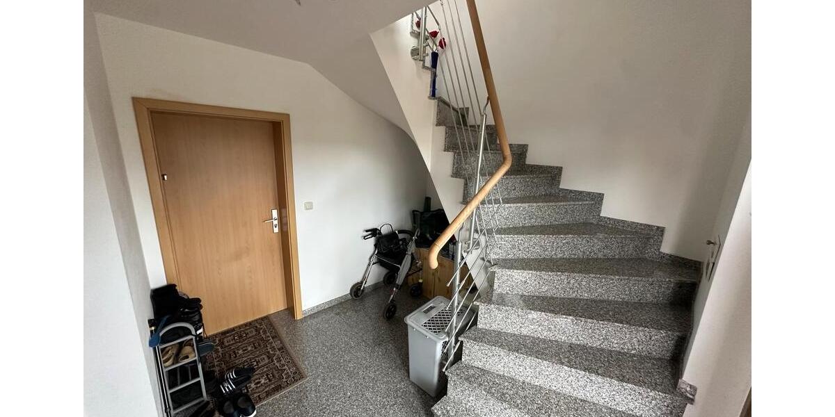 Einfamilienhaus Montabaur - 9 Zimmer, 266 m&sup2;, 610.000&euro; | Angebot:23220345