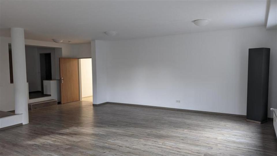 Terrassenwohnung Bad Honnef - 2.5 Zimmer, 98 m&sup2;, 1.500&euro; | Angebot:20298481