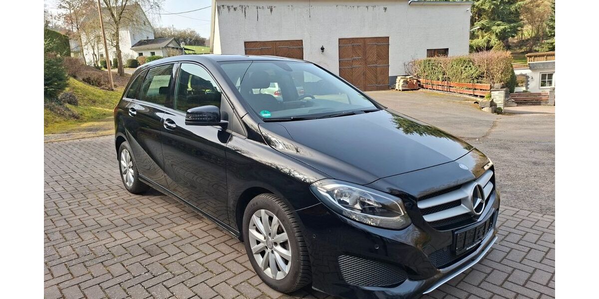 Mercedes-Benz B 200 190.000 km 8.999 &euro; Trimbs 56753