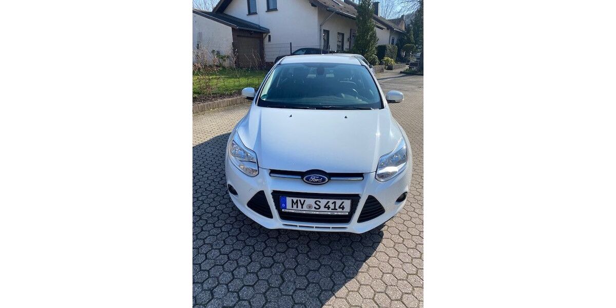 Ford Focus 73.500 km 5.250 &euro; Kruft 56642