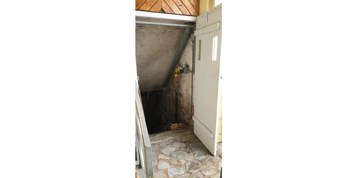 Einfamilienhaus Neuwied Feldkirchen - 6 Zimmer, 140 m&sup2;, 230.000&euro; | Angebot:25843245