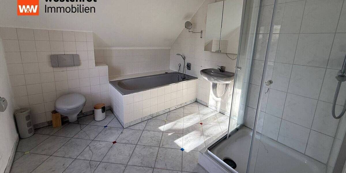 Einfamilienhaus Mayen / Hausen bei Mayen Hausen - 4 Zimmer, 140 m&sup2;, 250.000&euro; | Angebot:25731089