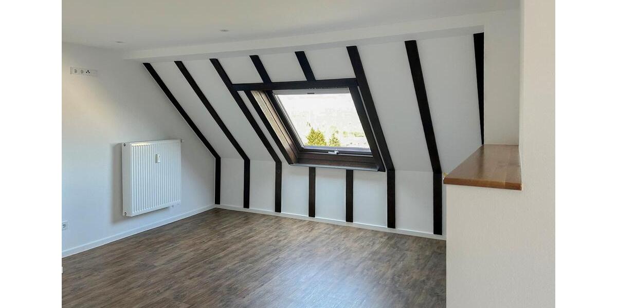 Etagenwohnung Steimel - 5 Zimmer, 158 m&sup2;, 1.100&euro; | Angebot:25269230