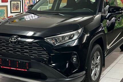 Toyota RAV 4 77.037 km 27.900 &euro; Mayen 56727