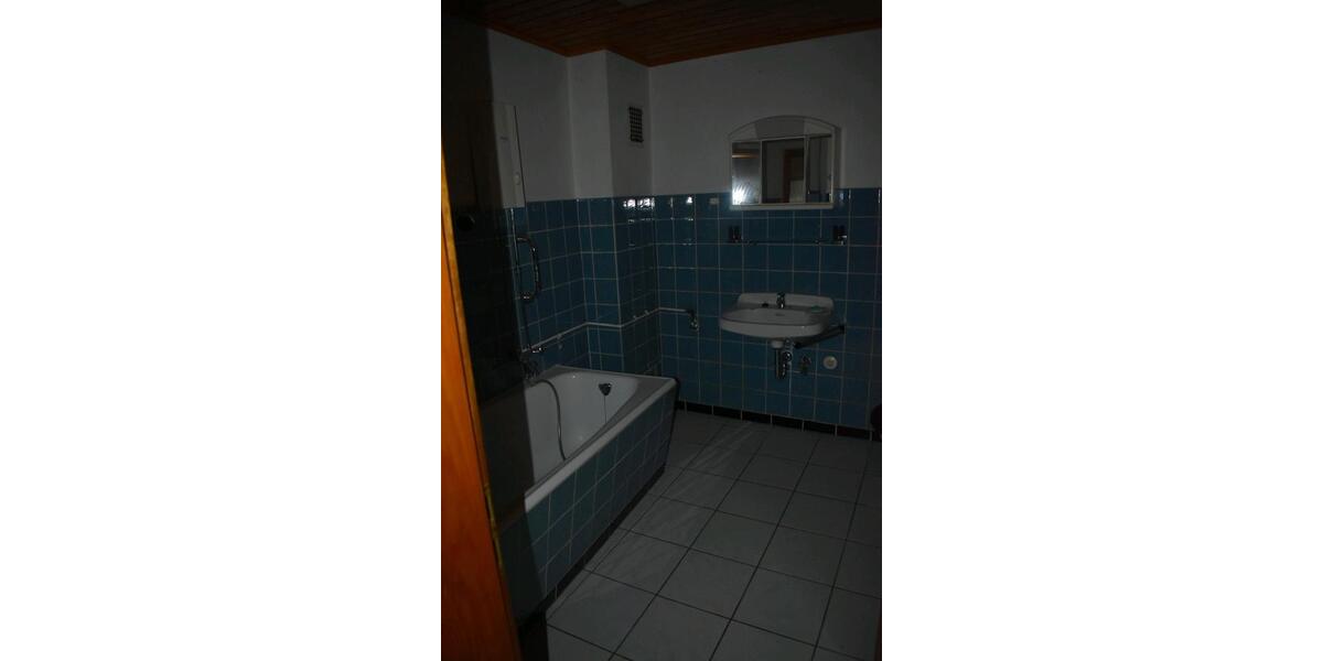 Einfamilienhaus Düngenheim - 5 Zimmer, 182 m&sup2;, 179.000&euro; | Angebot:25590905