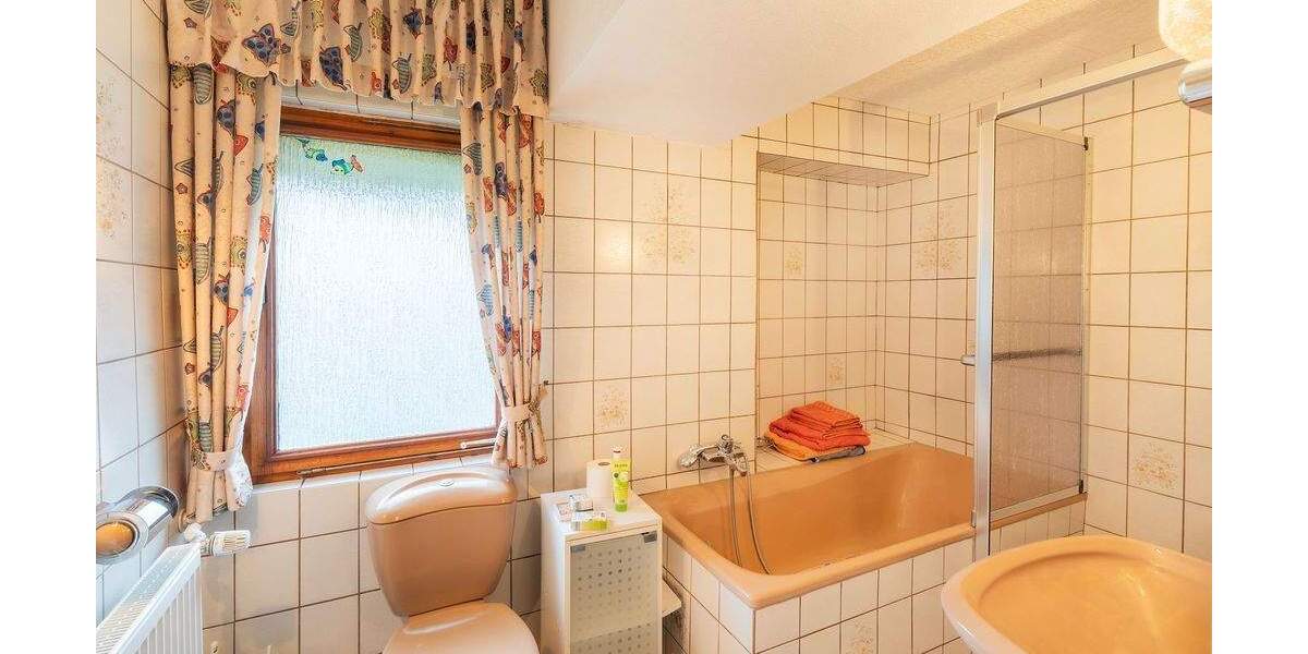 Einfamilienhaus Hausen (Wied) Marienhof - 6 Zimmer, 128 m&sup2;, 215.000&euro; | Angebot:25665283