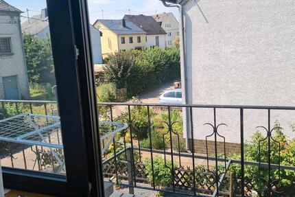 Wohnung Urmitz - 2.5 Zimmer, 73 m&sup2;, 660&euro; | Angebot:26034325