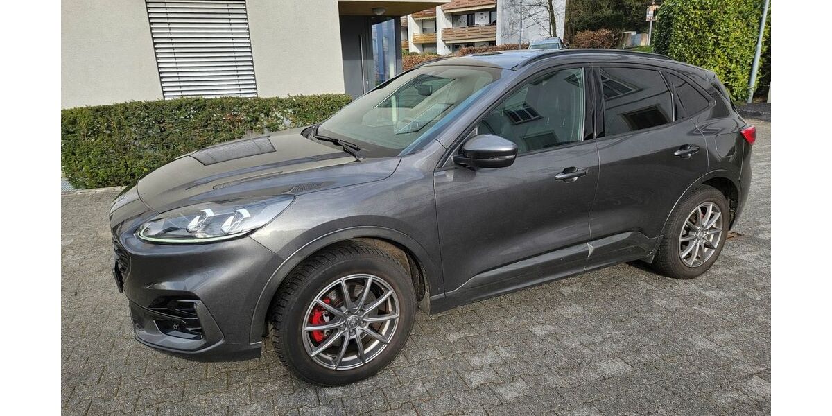 Ford Kuga 60.000 km 22.999 &euro; Bad Honnef 53604