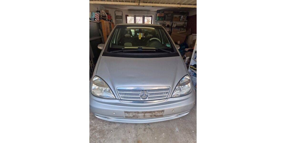Mercedes-Benz A 210 155.000 km 1.900 &euro; Spay 56322