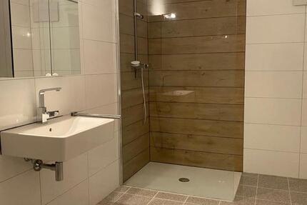 Wohnung Neuwied Feldkirchen - 2 Zimmer, 75 m&sup2;, 820&euro; | Angebot:26034330