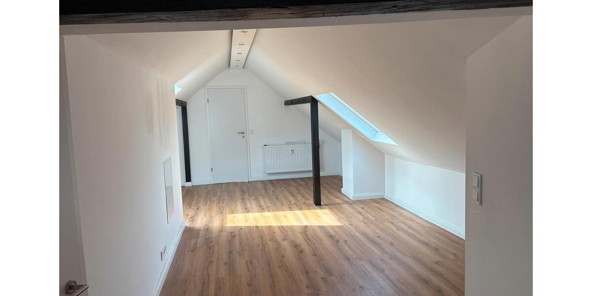 Dachgeschoßwohnung Koblenz Bisholder - 3 Zimmer, 72 m&sup2;, 1.000&euro; | Angebot:26647760