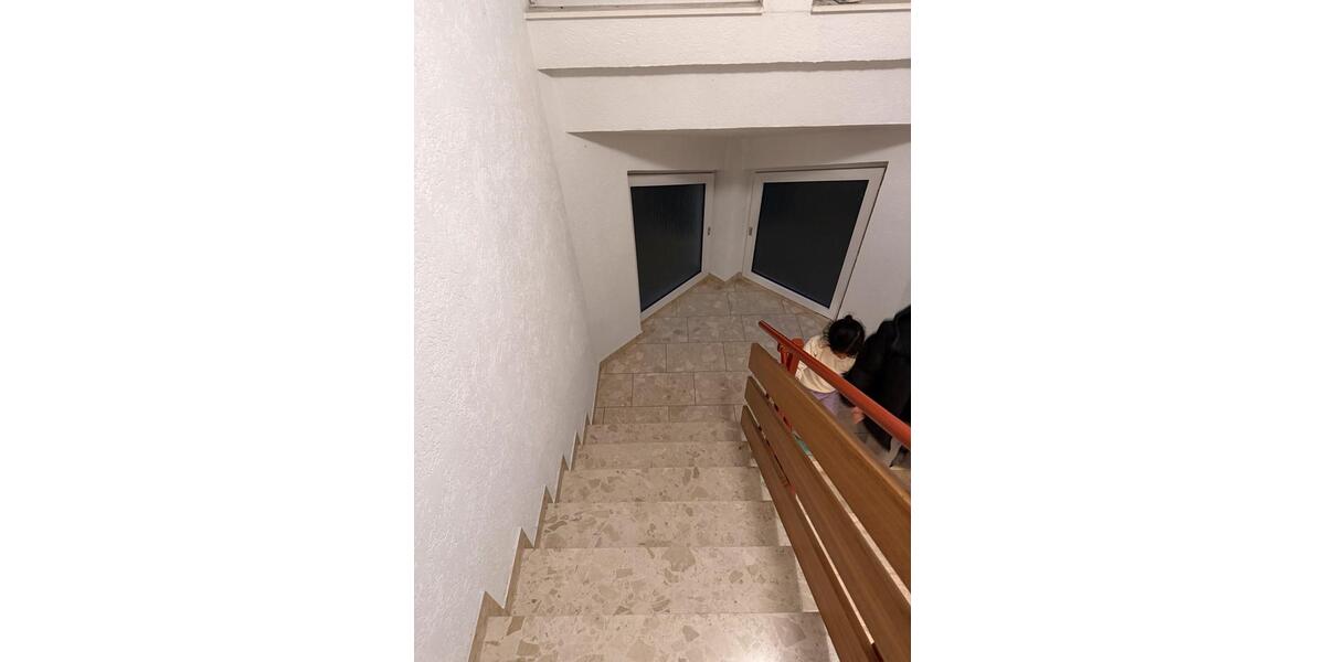 Dachgeschoßwohnung Bad Hönningen - 3 Zimmer, 63 m&sup2;, 600&euro; | Angebot:25875236