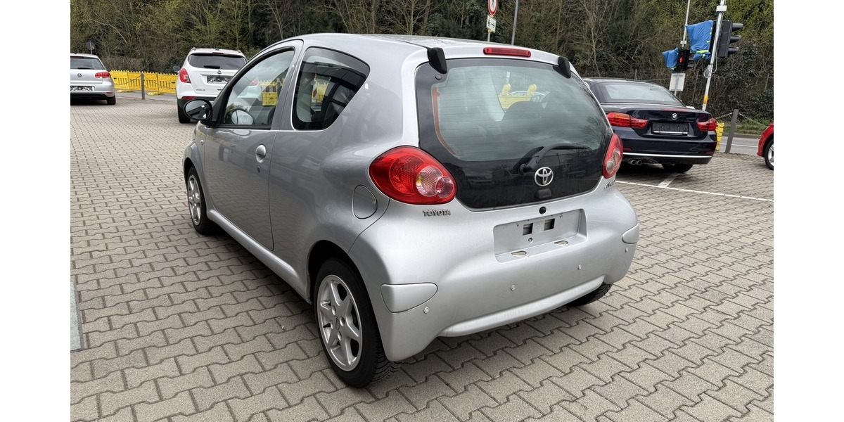 Toyota AYGO 1.0 Klima TÜV/AU 08.2027 172.000 km 2.990 &euro; Koblenz 56070