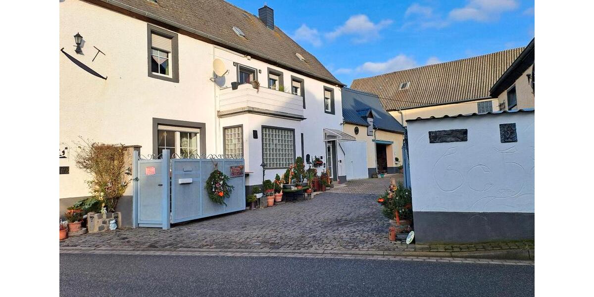 Bauernhaus, Landhaus Polch - 7 Zimmer, 144 m&sup2;, 499.000&euro; | Angebot:22457616