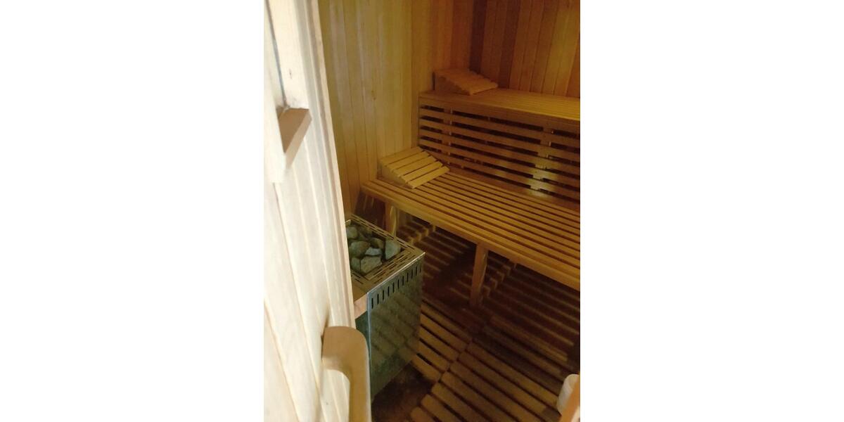 Einfamilienhaus Brey - 8 Zimmer, 300 m&sup2;, 190.000&euro; | Angebot:27093595