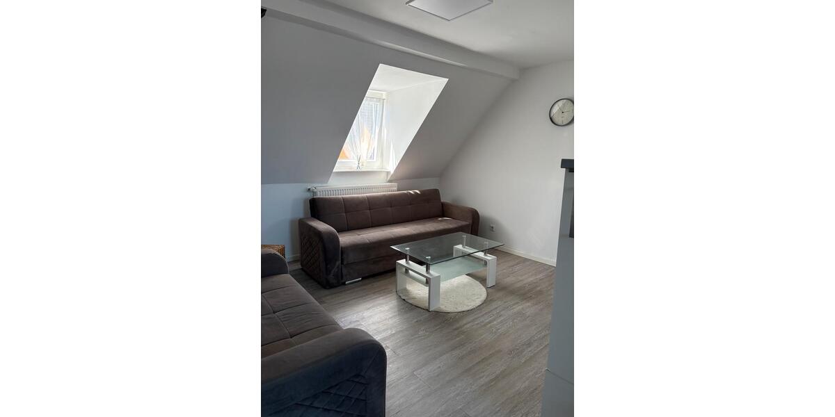 Dachgeschoßwohnung Nickenich - 2 Zimmer, 45 m&sup2;, 30&euro; | Angebot:25906880