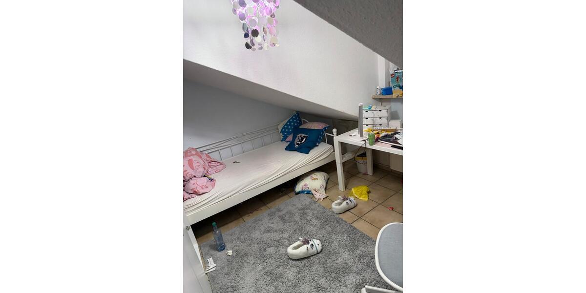 Dachgeschoßwohnung Bad Hönningen - 3 Zimmer, 63 m&sup2;, 600&euro; | Angebot:25875236