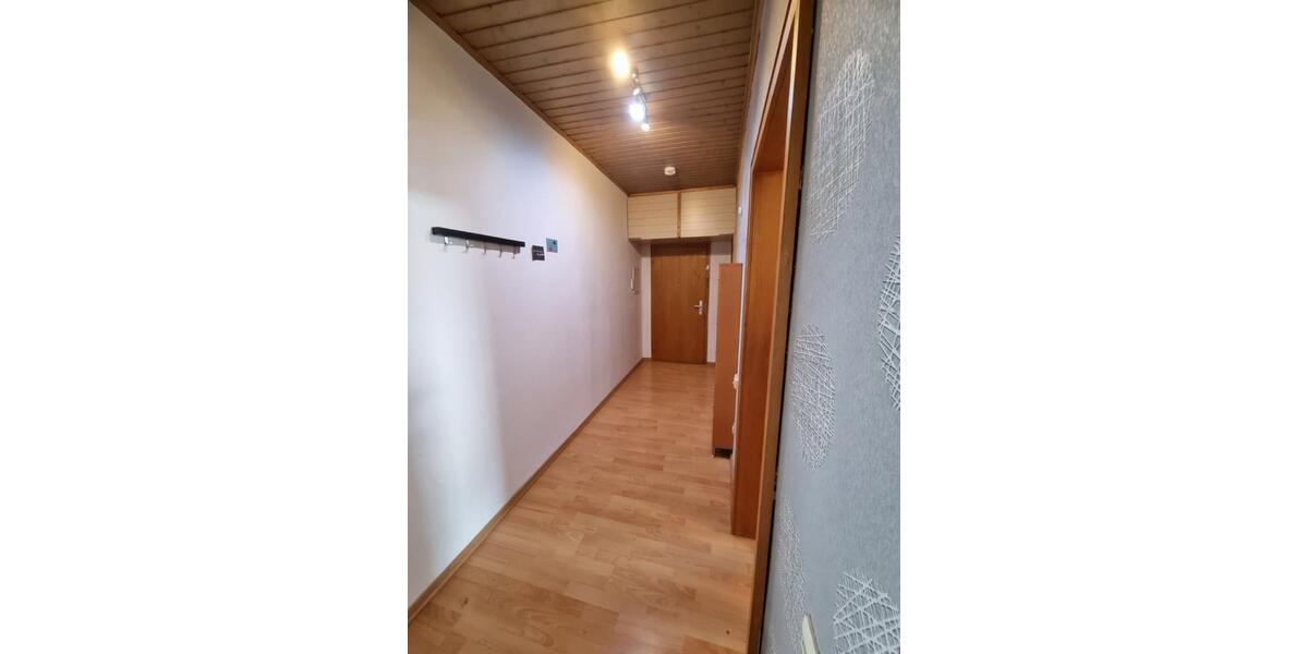 Etagenwohnung Koblenz Bubenheim - 3 Zimmer, 81 m&sup2;, 670&euro; | Angebot:25811143