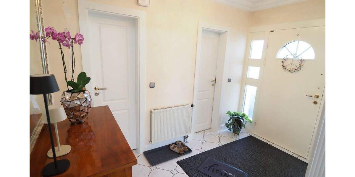 Einfamilienhaus Helferskirchen - 1 Zimmer, 284 m&sup2;, 649.000&euro; | Angebot:25770008