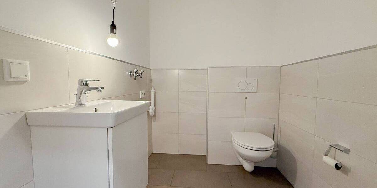 Etagenwohnung Bad Neuenahr - 3 Zimmer, 122 m&sup2;, 1.220&euro; | Angebot:25695598
