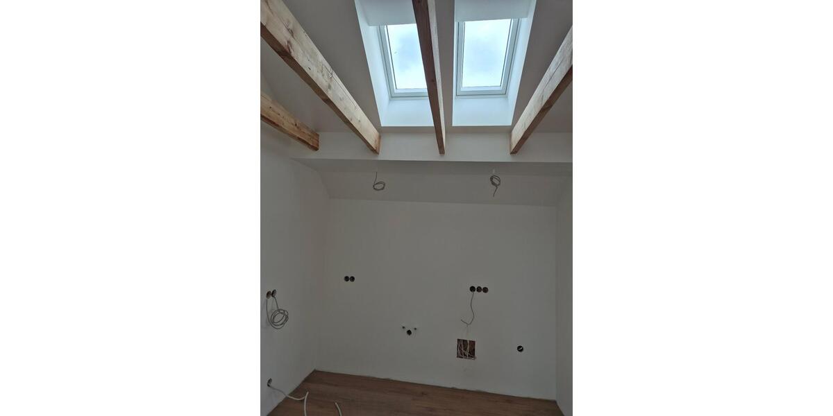 Dachgeschoßwohnung Polch - 5 Zimmer, 122 m&sup2;, 1.100&euro; | Angebot:25941920