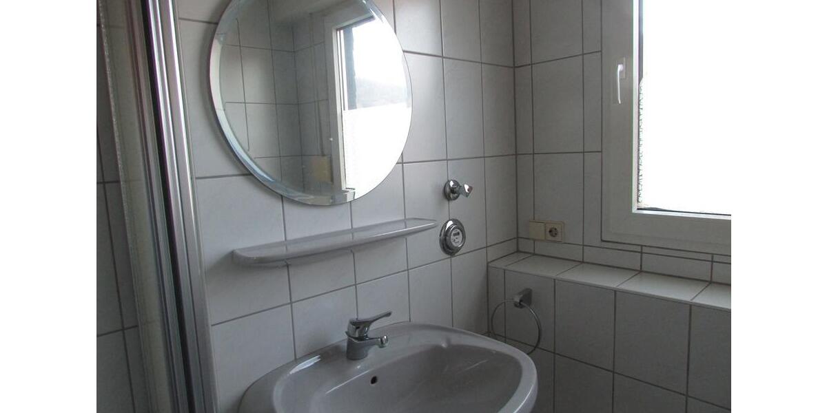 Etagenwohnung Dieblich - 3 Zimmer, 103 m&sup2;, 800&euro; | Angebot:24753093