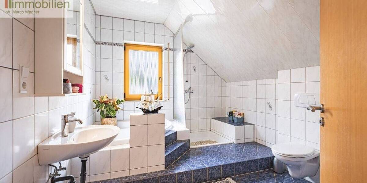 Einfamilienhaus Breitscheid Siebenmorgen - 9 Zimmer, 193 m&sup2;, 449.000&euro; | Angebot:25690712