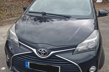 Toyota Yaris 116.000 km 8.250 &euro; Bad Breisig 53498