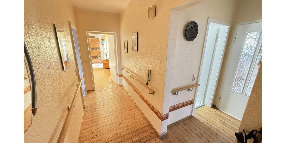 Einfamilienhaus Wirges - 6 Zimmer, 155 m&sup2;, 249.000&euro; | Angebot:25666033