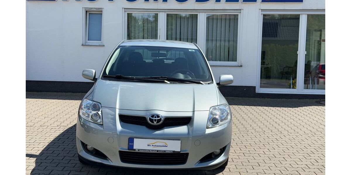 Toyota Auris 140.000 km 3.999 &euro; Neuwied 56567